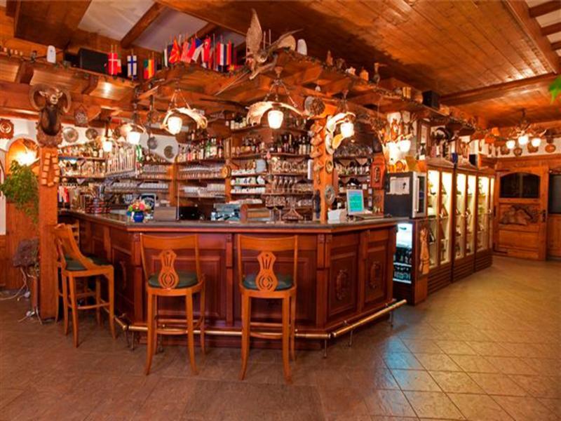 The Hunter'S Lodge Kamnik Skopie Exterior foto